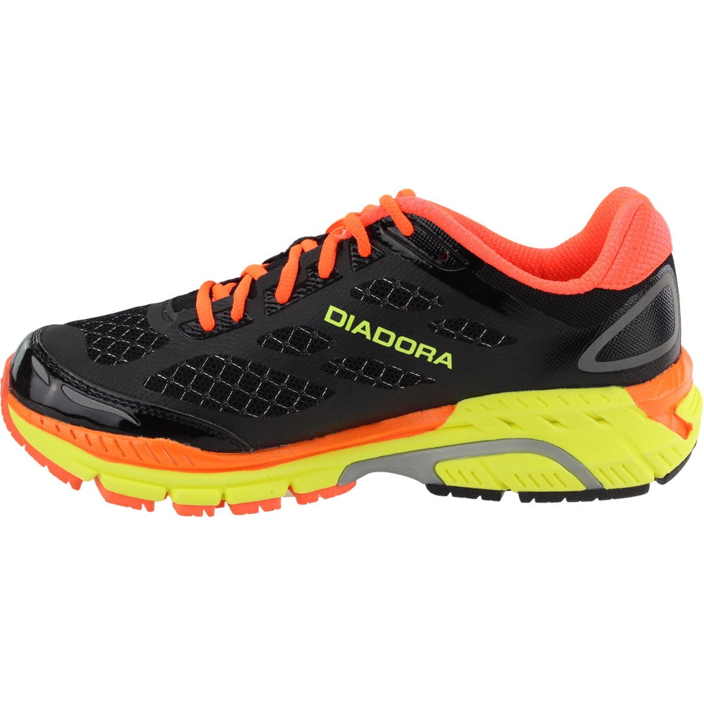 diadora mythos shindano 5