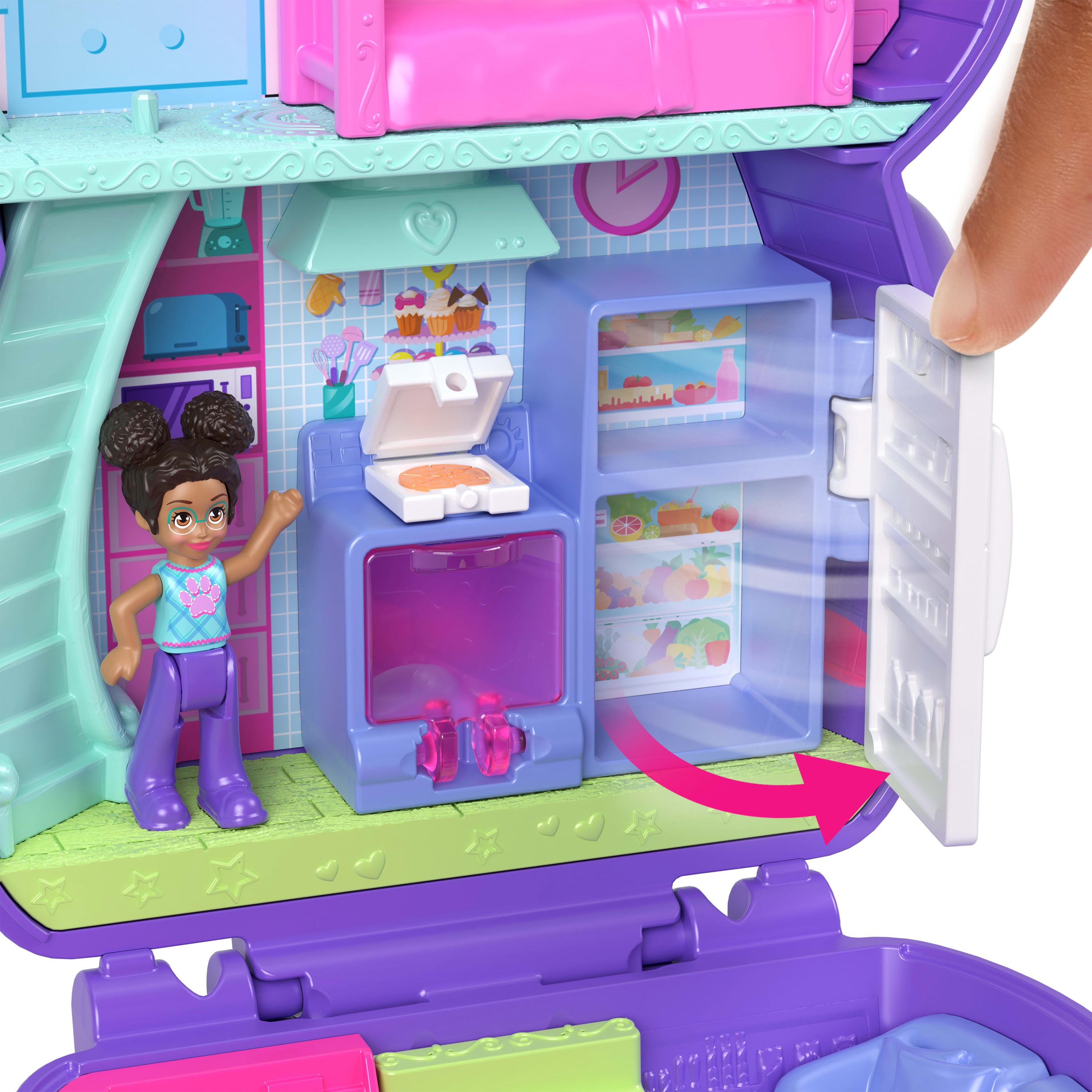 Polly Pocket Sleepover Puppy Compact Playset with 1 Micro Doll and Pet Dogs, Travel Toy with Food & Styling Accessories