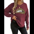 thumbnail image 1 of Suéter de Cuello Redondo Personalizado con Estampado de Leopardo y Labios Bordados para Mujer Vino Tinto M, 1 of 8