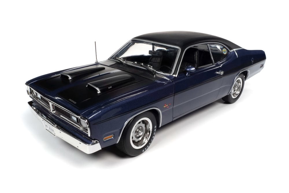 1971 Dodge Demon GSS Mr. Norms, Plum Crazy Purple - Auto World AMM1255 - 118 scale Diecast Model Toy Car