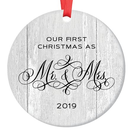 Download Marriage Gifts for the Couple Newlywed First Christmas ...