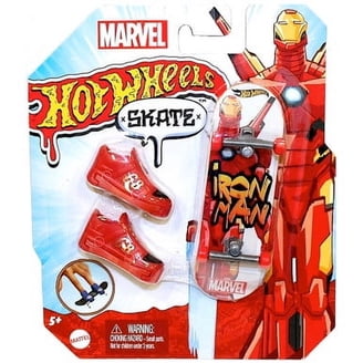 Hot Wheels Skate Tony Hawk Transforming Skate Bus with 1 Exclusive