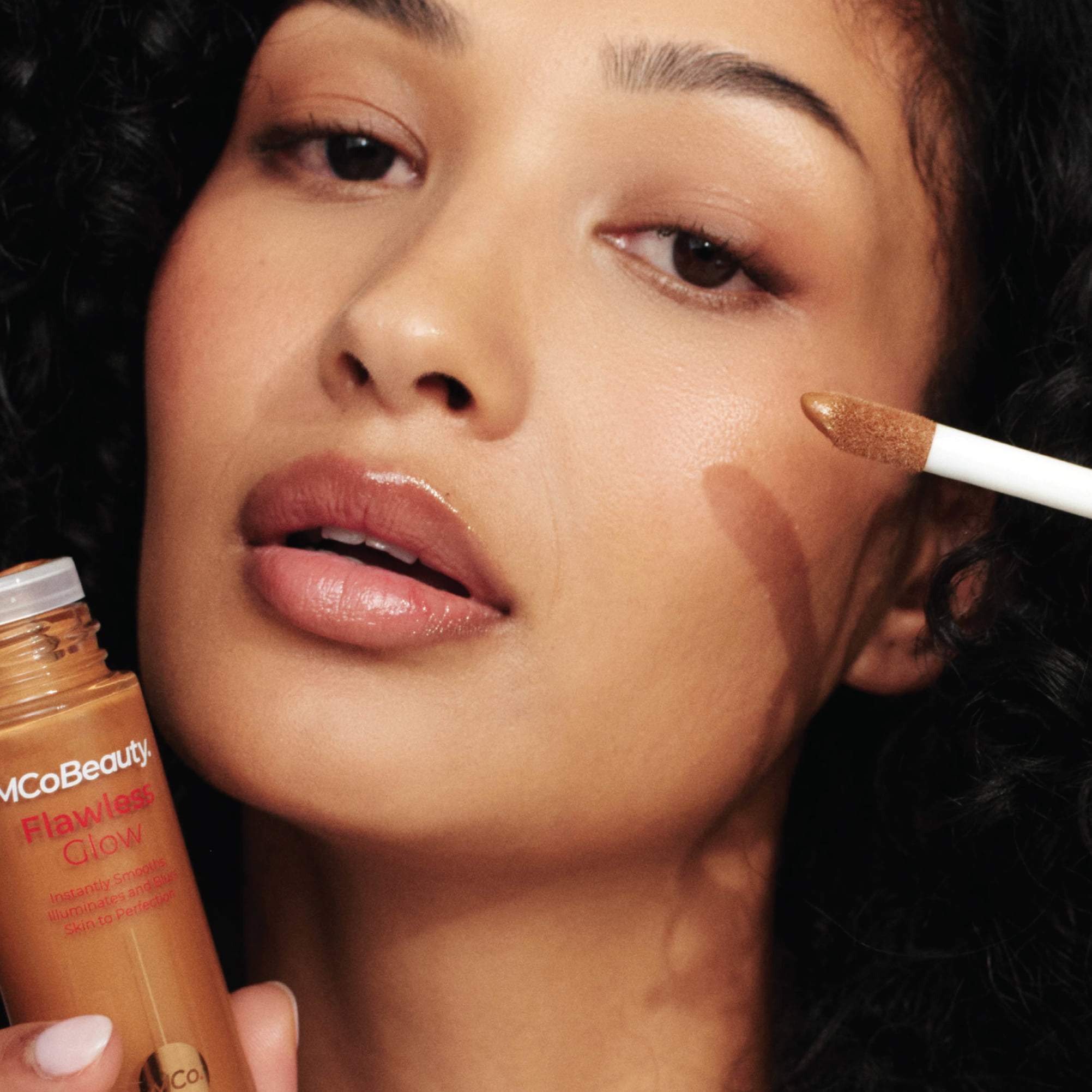 Mco Beauty Filtre pour peau lumineuse Flawless Glow - 7 Miel Chaud