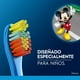 thumbnail image 3 of Cepillo de Dientes Infantil Oral B Kids Mickey Mouse Cerdas Suaves, 2 pzas, 3 of 5