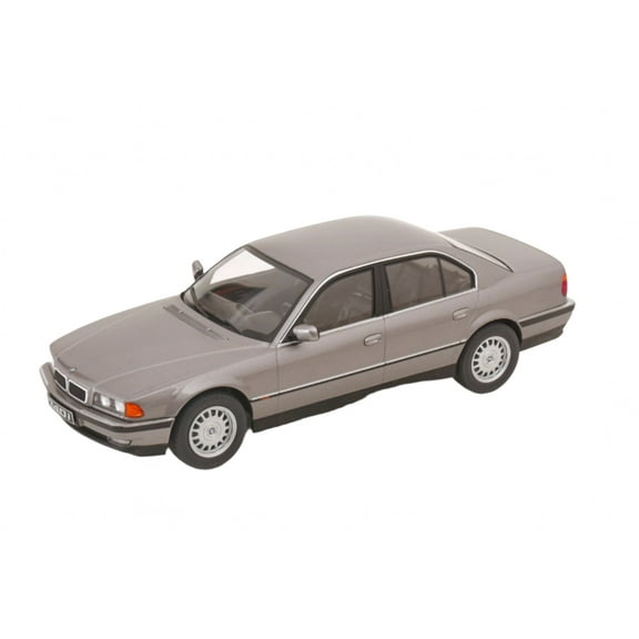 KK-Scale 1994 BMW 740i (e38) Sedan Grey Metallic 1:18