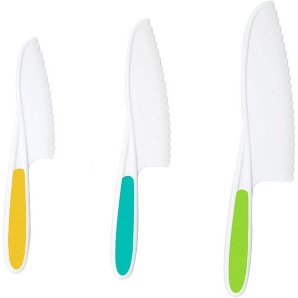 Plastic Knife Cutting Lettuce