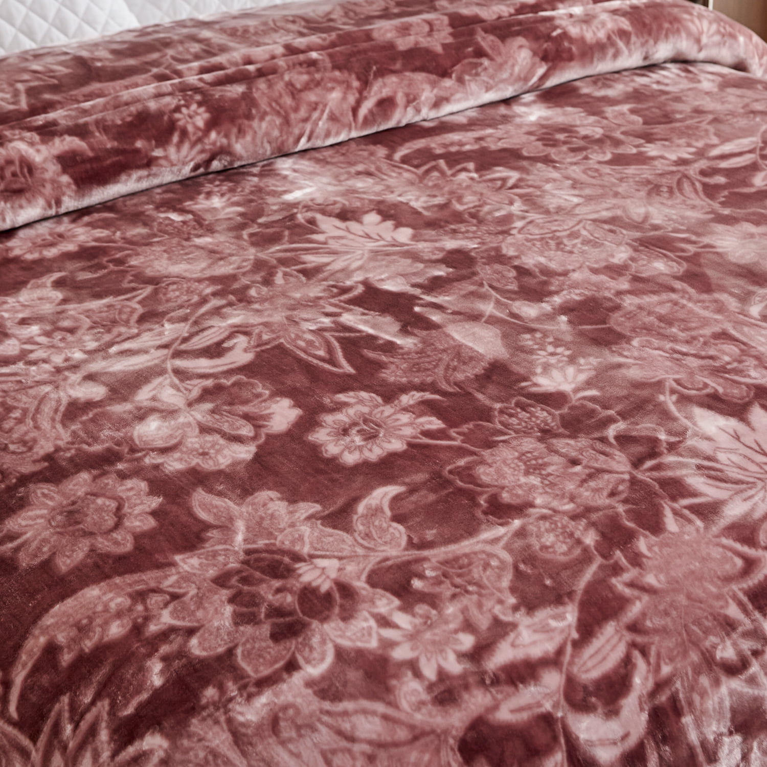 Heavy Thick Fleece Blanket King Size, 10.5lbs,2 Ply A & B Pattern Silky Soft Warm Reversible Raschel Winter Blanket, Minky Soft Plush Blanket for Sofa Bed, 87"x94", Red Bean Paste Floral