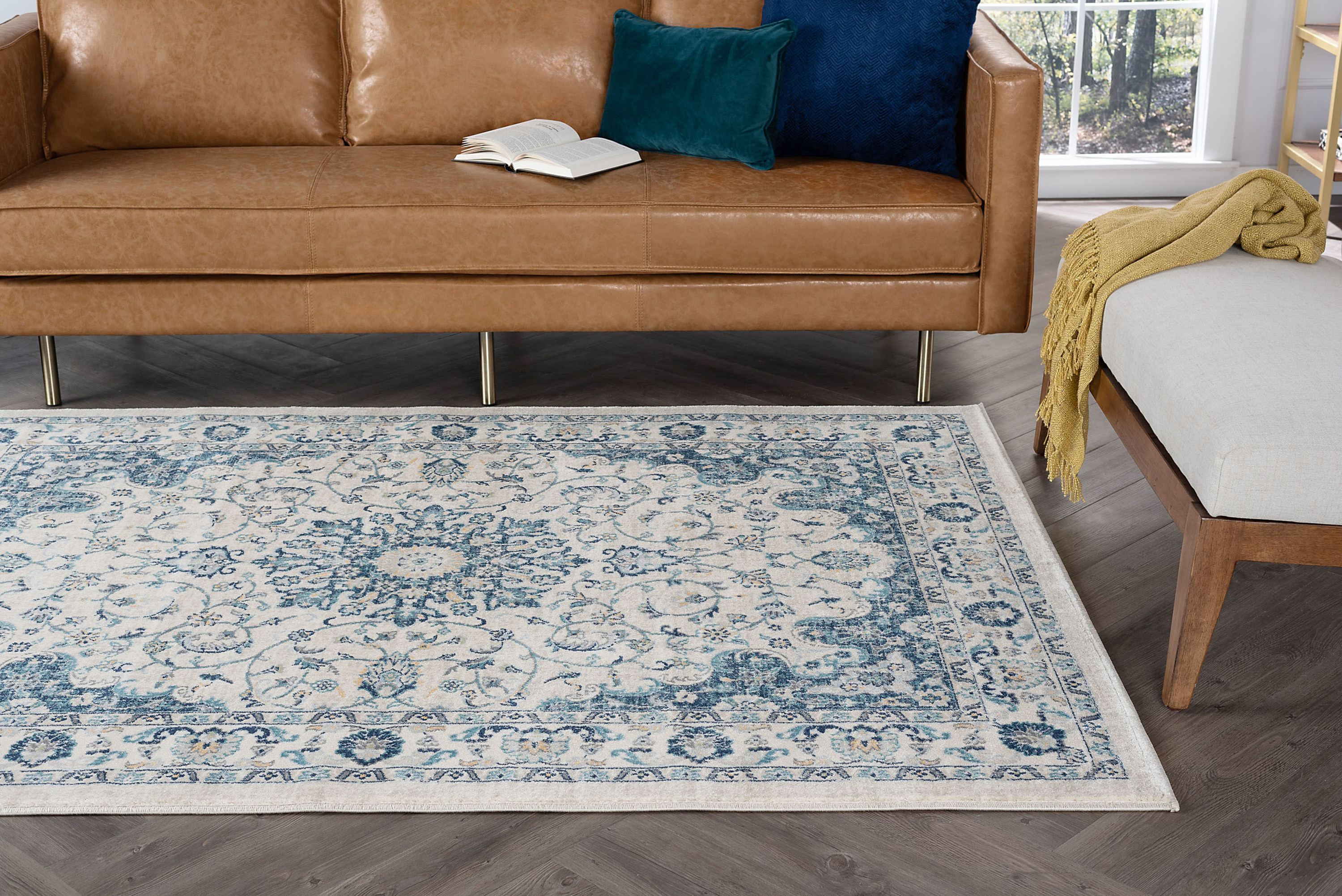Traditional 5x8 Area Rug (5'3'' x 7'3'') Medallion Cream, Blue Living Room Easy to Clean