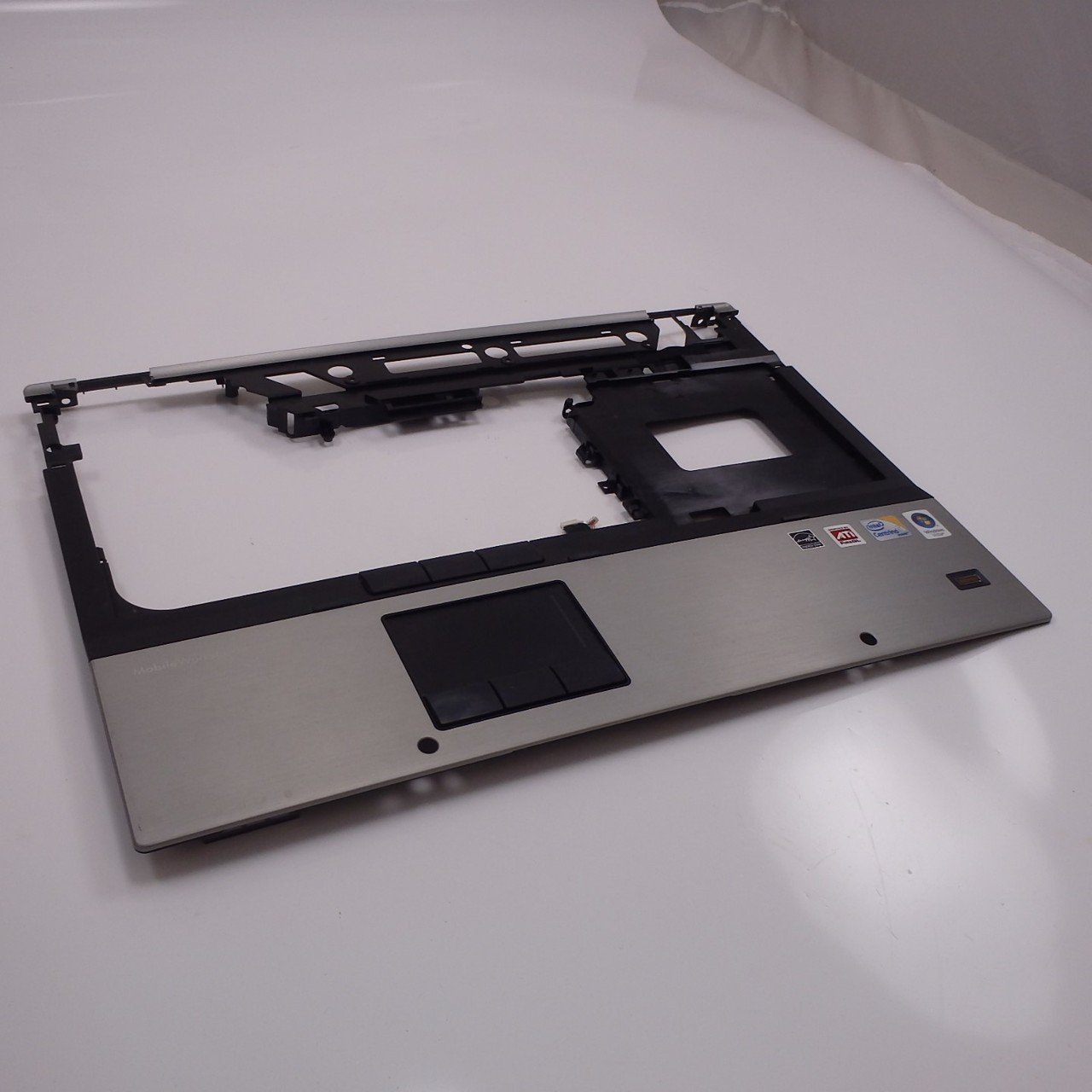 HP 493987001 Upper CPU cover (chassis top) Includes TouchPad