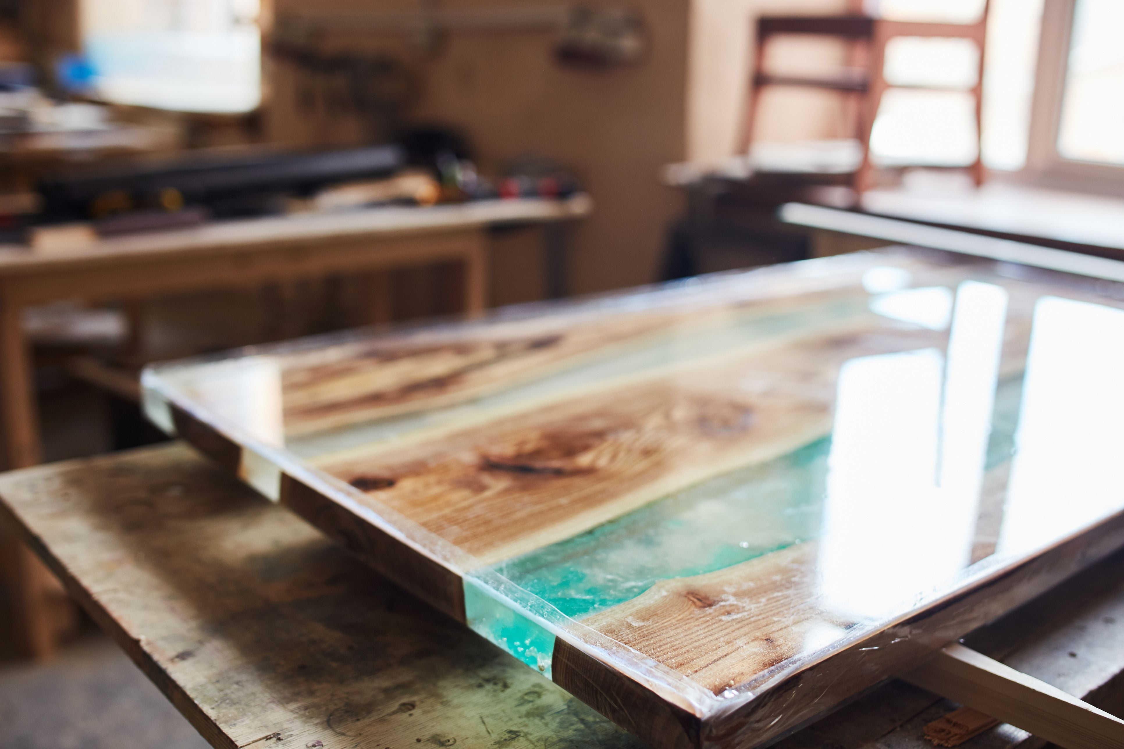 Superclear High Gloss Table Top Epoxy - 2 Gallon Kit