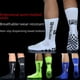 thumbnail image 1 of Calcetines de entrenamiento profesionales antideslizantes con ventosas de silicona redondas, 1 of 5