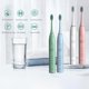 thumbnail image 4 of Cepillo de dientes eléctrico sónico para adultos, limpieza dental, carga USB ultrasónica, blanqueamiento automático, IPX7, resistente al agua, con cabezales de cepillo, 4 of 5