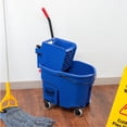 thumbnail image 3 of Cubeta Exprimidora Rubbermaid WaveBrake Azul, 3 of 3
