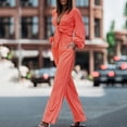 thumbnail image 2 of Mujeres con cuello en V Manga larga Tops Pantalones largos Dos piezas Conjunto sólido Traje casual Wmkox8yi bvn3113, 2 of 9