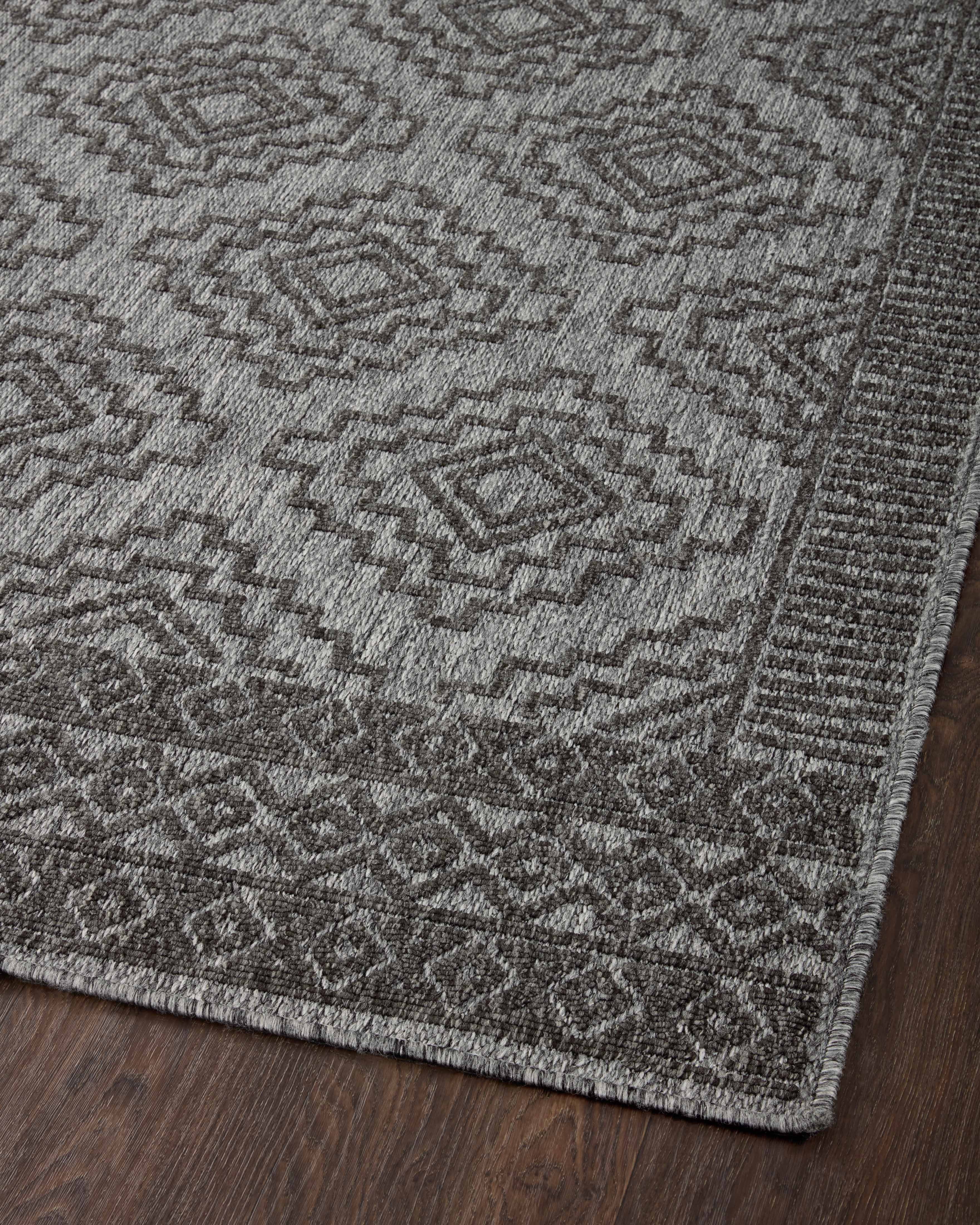 Indoor Outdoor Loloi Rainier Grey / Charcoal 7'-10" x 10'-10" Area Rug