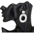 thumbnail image 2 of LAICAIW Grande Boucle d'Oreille Ovale Simple en Plastique, 2 of 3