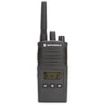 thumbnail image 4 of 4 x Radio Empresarial Bidireccional Local Motorola RMU2080d con Pantalla (RMU2080d) + 4 x Auricular PTT Motorola HKLN4604 + Spray Desinfectante para Micrófono + 4 x Paño de Microfibra + Correas de Vel, 4 of 7