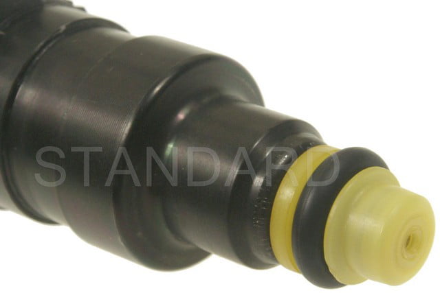 Standard Motor Products FJ682 Fuel Injector