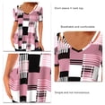 thumbnail image 3 of Camiseta de manga corta con estilo y transpirable con estampado de cuadros de poliéster con cuello en V ahuecado para mujer, 3 of 5