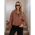 thumbnail image 4 of Chaqueta de Béisbol Holgada Informal con Cuello Alto, Cremallera y Dobladillo con Cordón Ajustable para Mujer. Color Caramelo S, 4 of 9