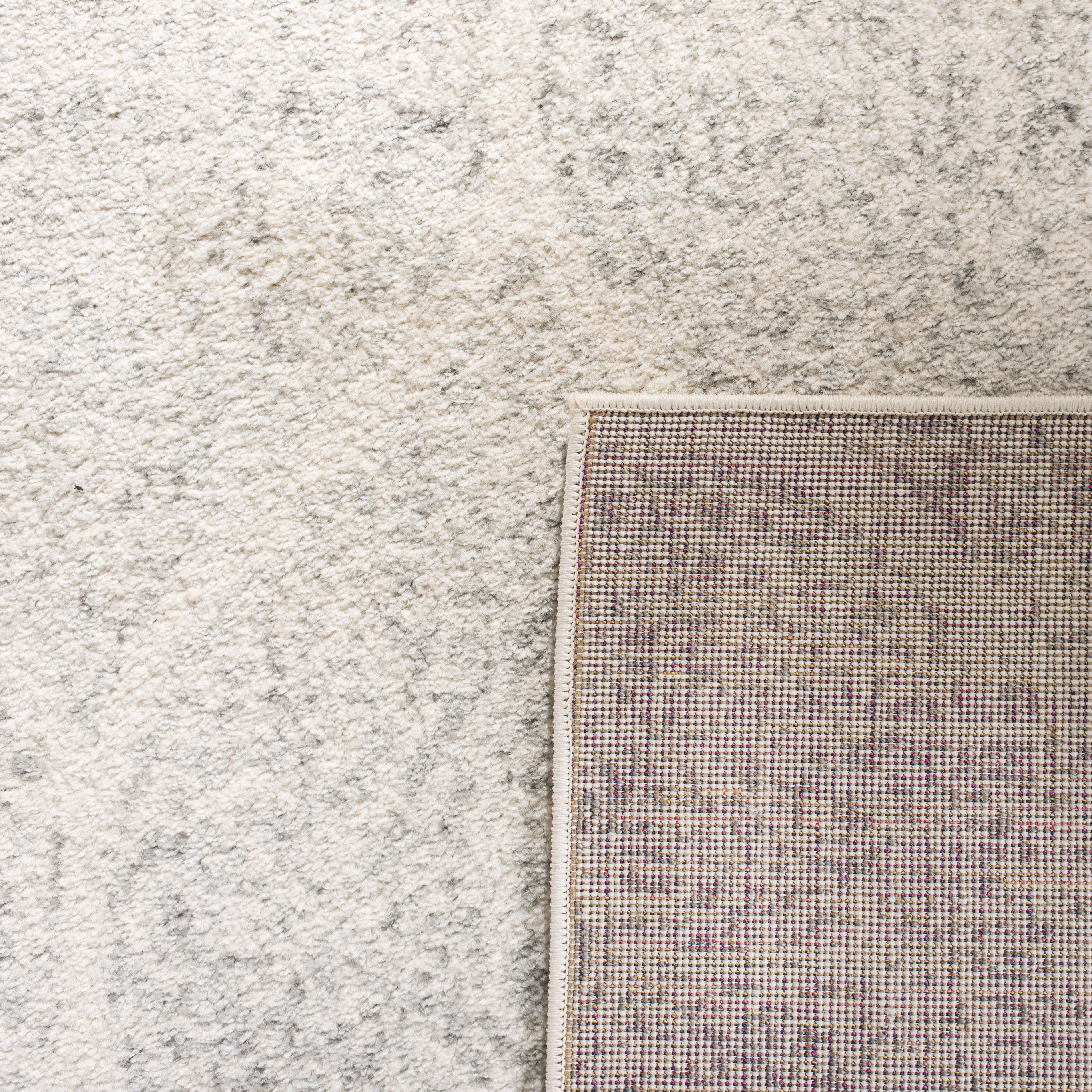 Safavieh Madison Leighton Geometric Area Rug, Ivory/Silver, 3' x 3' Round