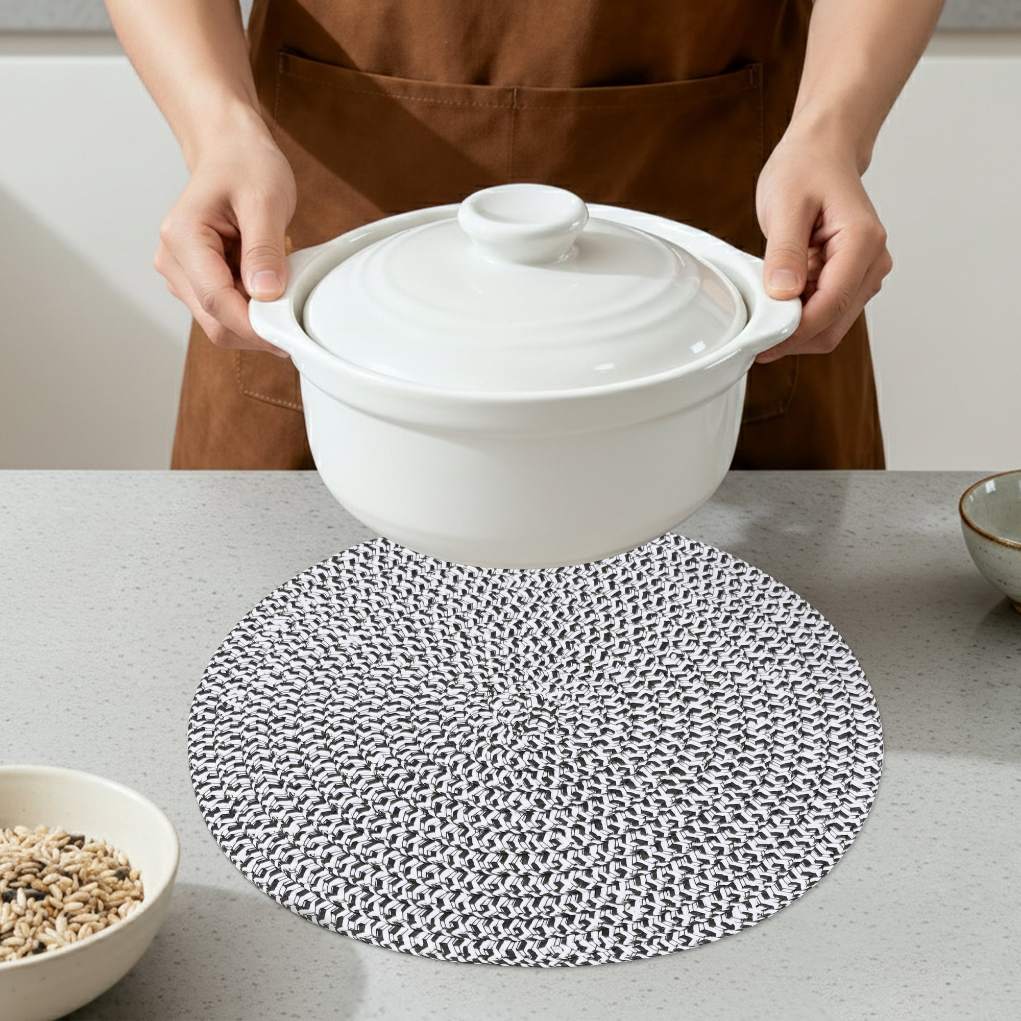 Unique Bargains Round Placemats Set of 6 Woven Placemats for Home Black