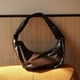 thumbnail image 2 of Bolso Hombro Con Forma Media para Mujer Piel Sintética Color Sólido (café), 2 of 6