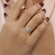 thumbnail image 5 of JeenMata Anillo de Compromiso con Halo de Moissanita de Corte Redondo de 1 Quilate en Oro Blanco de 18 K sobre Plata, 5 of 6