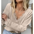 thumbnail image 3 of Mujeres Prendas de Punto La Blusa Poliéster Con Cuello En V Manga Larga Encaje Suéter Femenino para el Otoño Invierno, 3 of 6