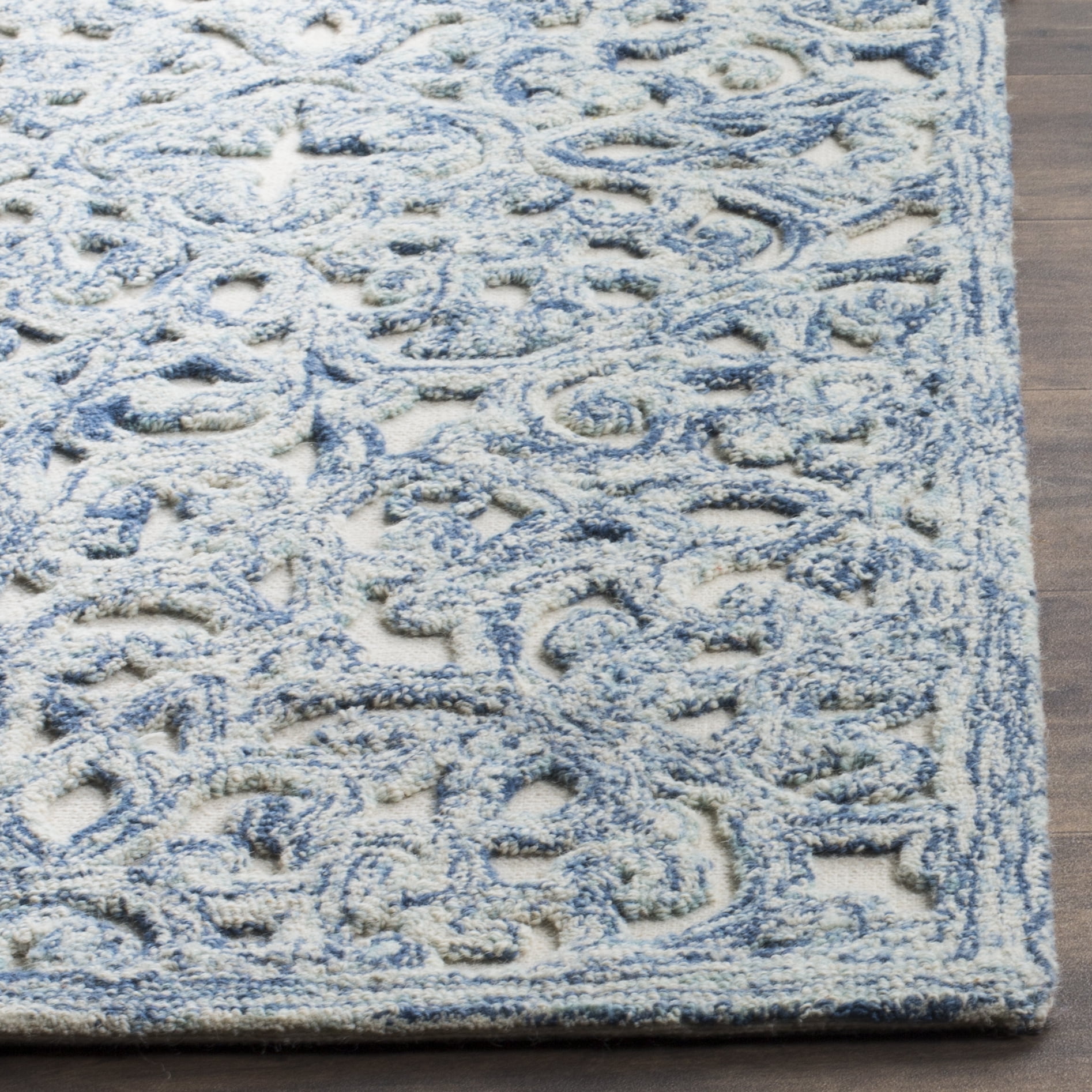 SAFAVIEH Trace Bryan Geometric Area Rug, Blue/Ivory, 2'6" x 4'