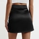 thumbnail image 4 of Falda mini acampanada de satén para mujer: cintura alta, cierre con cremallera, cintura elástica, poliéster, informal de verano - S-XL, 4 of 7