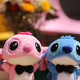 thumbnail image 4 of Llaveros de muñecos de peluche de Lilo y Stitch de Disney, juguetes de peluche suaves de Stitch, accesorios de ramo de dibujos animados, colgante, regalo de decoración de boda, 4 of 5