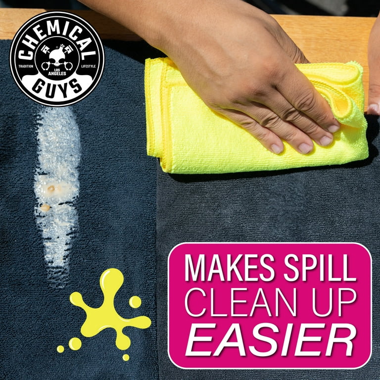Chemical Guys Mat ReNew Rubber + Vinyl Floor Mat Cleaner and Protectant  16oz + 2 Microfiber Towels