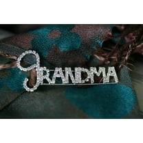 Rhinestone "Grandma" Brooch Pin