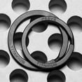 thumbnail image 2 of LLavero de titanio negro para hombre, llavero plano, soporte de anillos, hebilla de arco EDC ligero, accesorios, Gadgets, venta al por mayor, 2 of 4