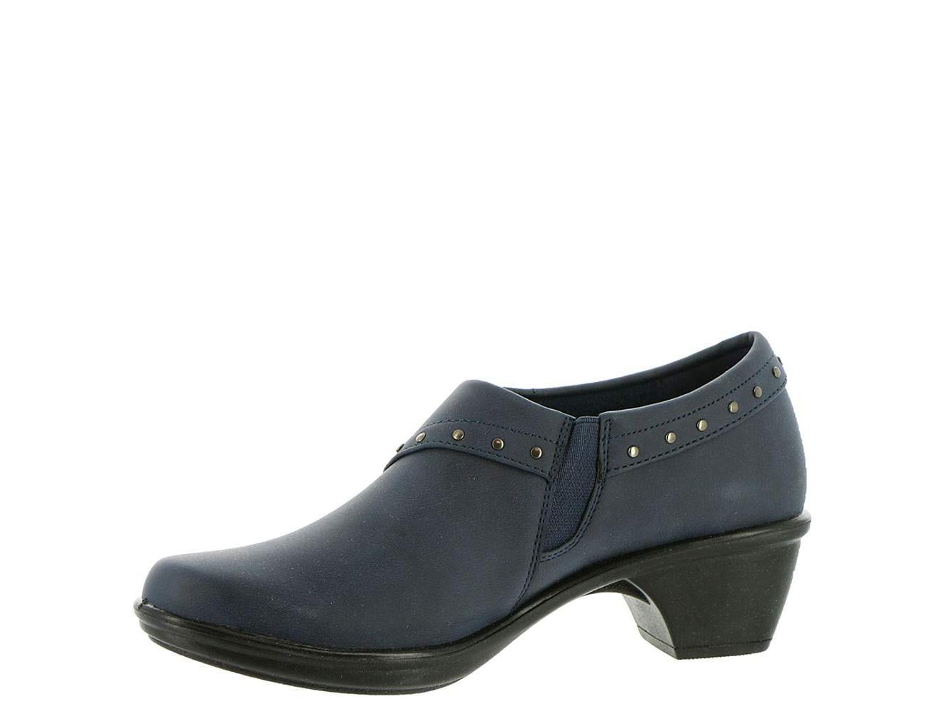 clogs closed toe