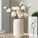 thumbnail image 1 of Flores artificiales de magnolia de 20 pulgadas Ramo de magnolias falsas Pétalos de espuma blanca azul rosa Mesa de mesa para el hogar, 1 of 6