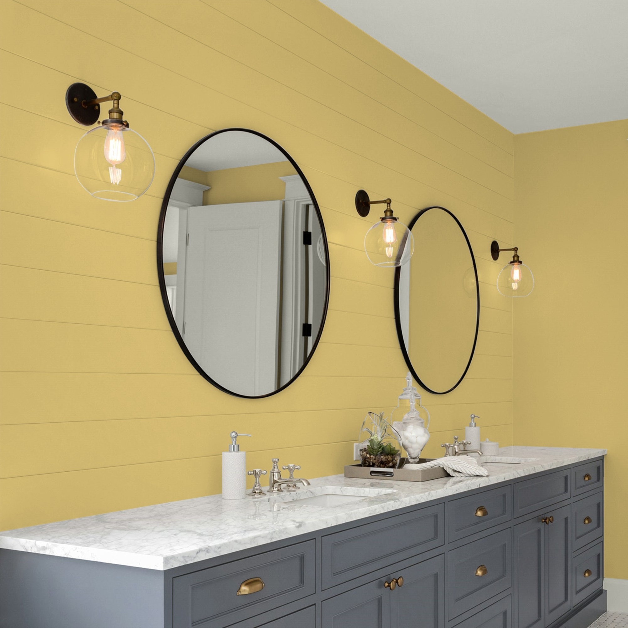 Glidden Spred Spicy Mustard / Yellow, Eggshell Interior Paint with Primer, 1 Gallon