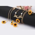 thumbnail image 2 of Conjuntos de joyería de aleación para mujer, 4 Uds., collar de girasol/pendiente/anillo/pulsera (oro), 2 of 4