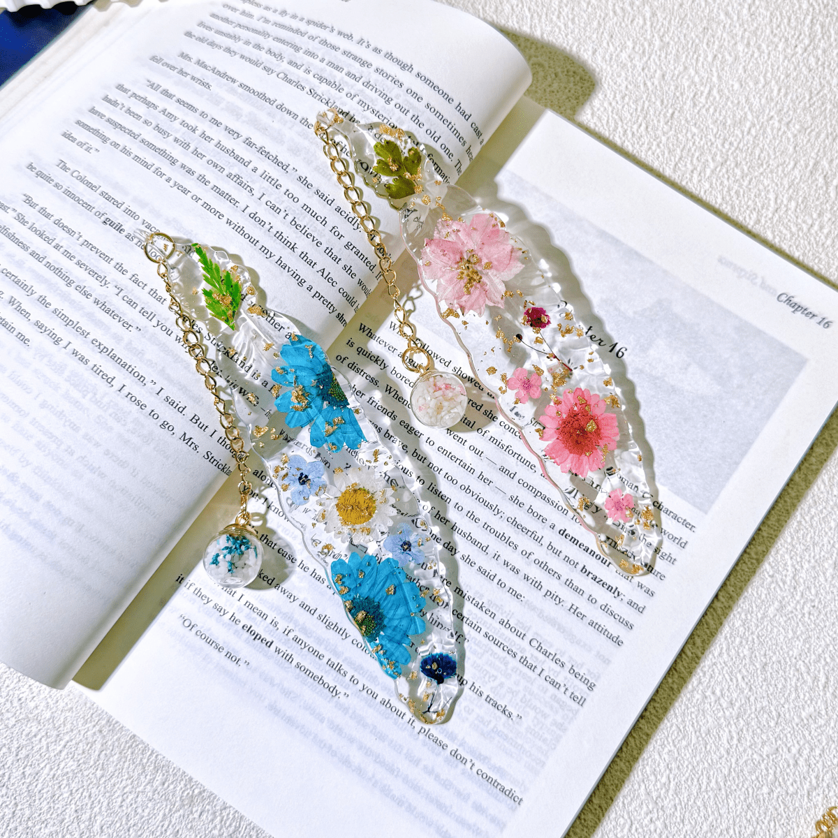 Feather Bookmark Book Mark Women Gift, Pressed Flowers Resin Bookmarks, Reading Accessory