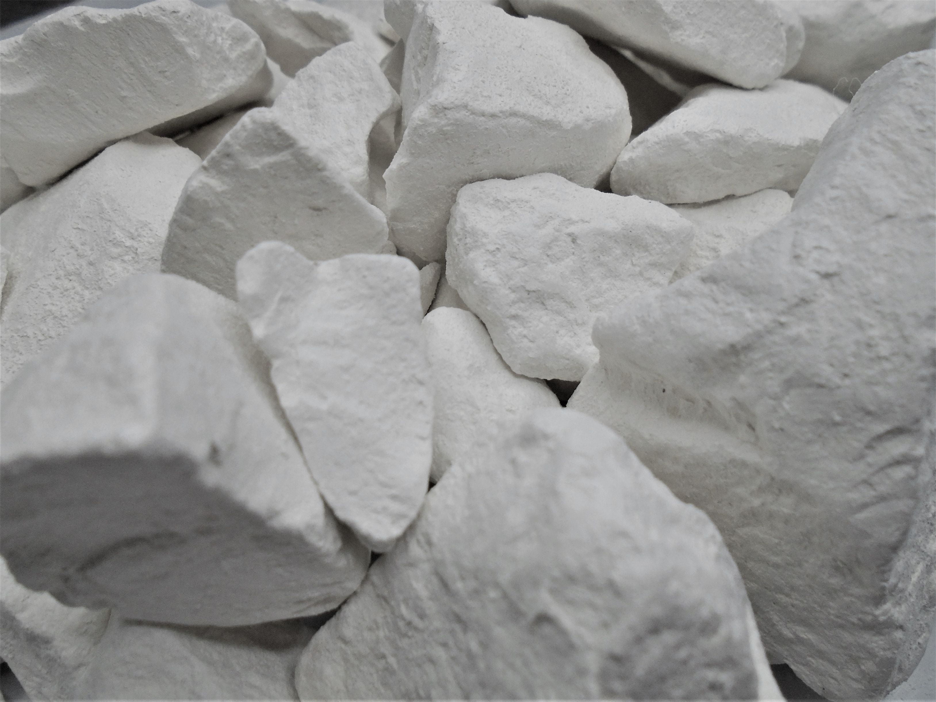 WHITE DIRT KAOLIN from the source - Georgia - not up north where they have  none - there are no kaolin mines up north.