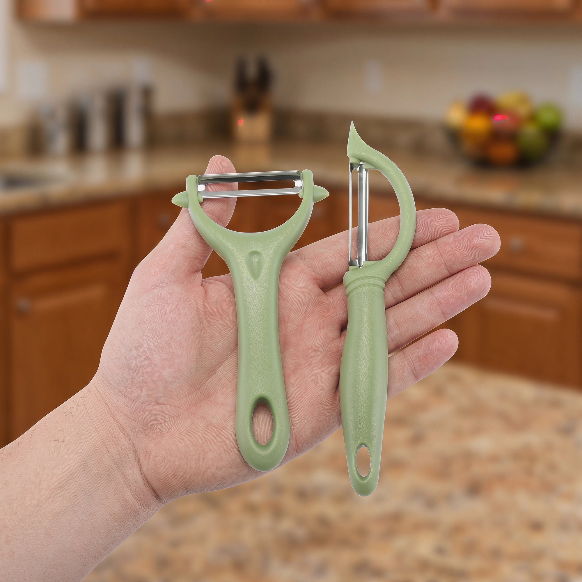 Unique Bargains Durable Plastic Vegetable Peeler with Ergonomic Handle Green 2Pcs