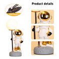 thumbnail image 2 of Astronauta de resina Luna Lámpara de escritorio Enchufe USB Adornos de iluminación Regalo para niños (Blanco) Hugtrwg Para estrenar, 2 of 7