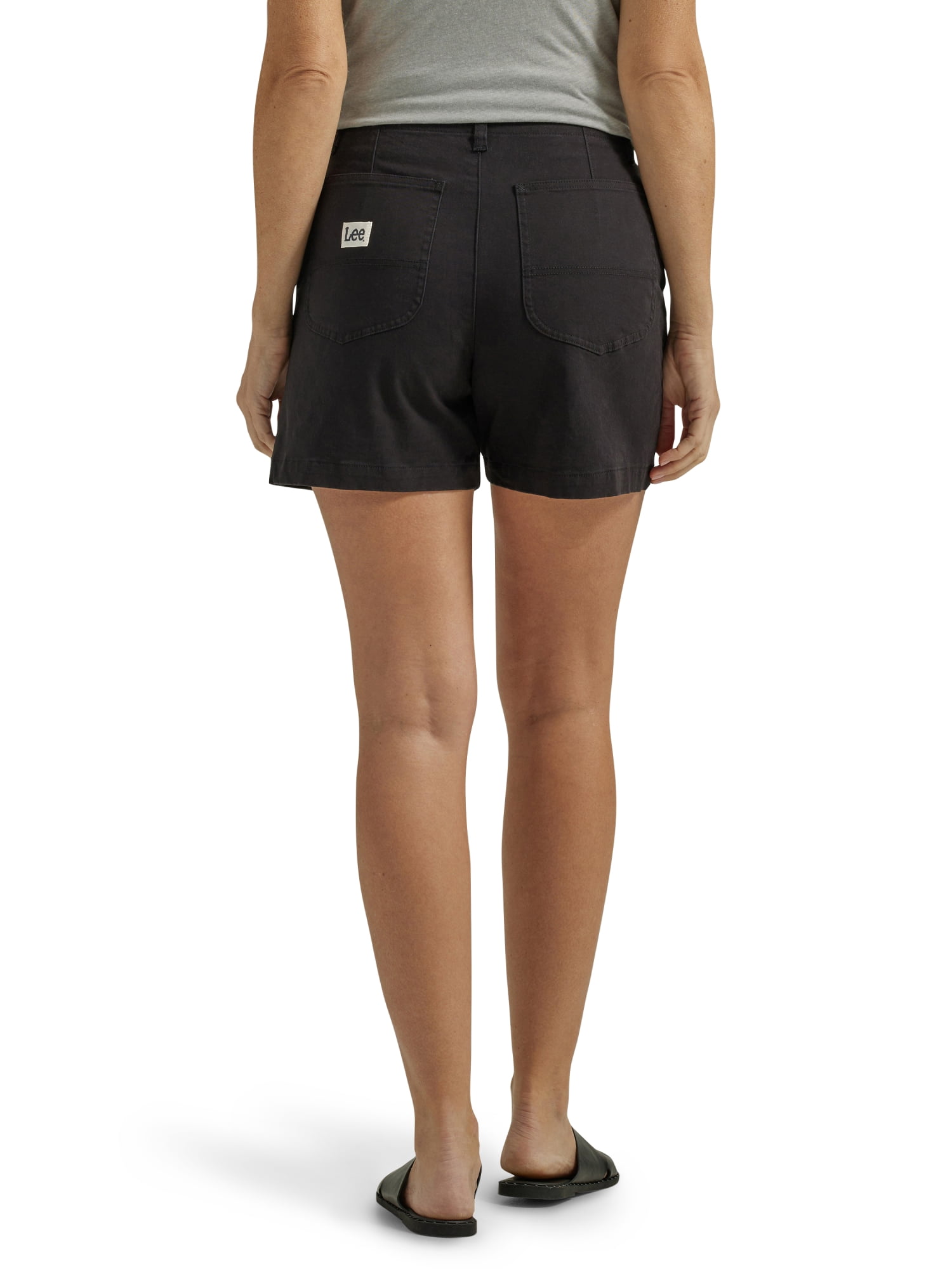 Lee® Women's Mid Rise Heritage Pleated Short