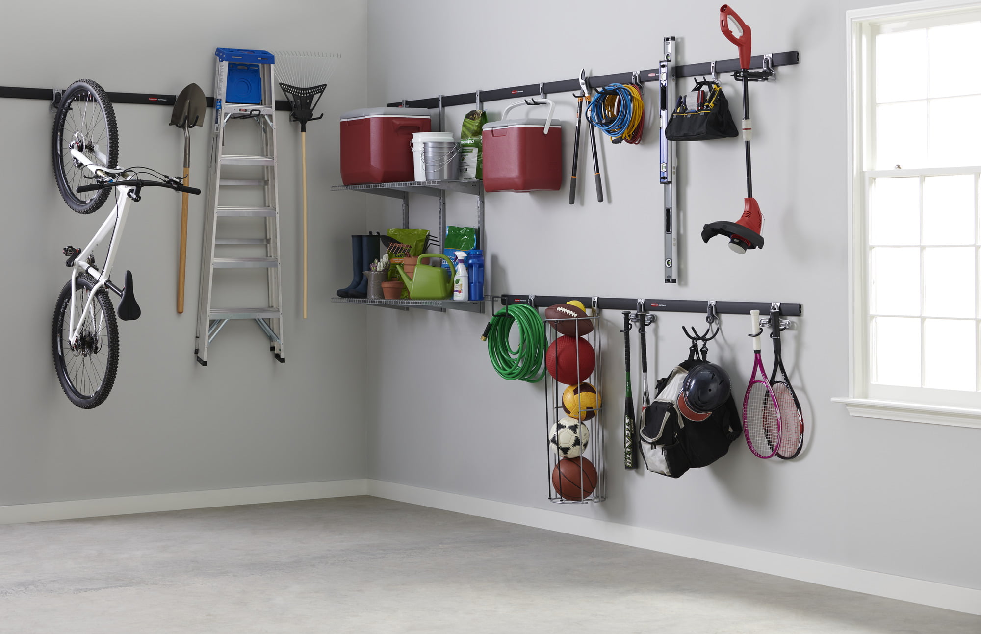 Easy Garage Storage Using the Rubbermaid FastTrack System - Life