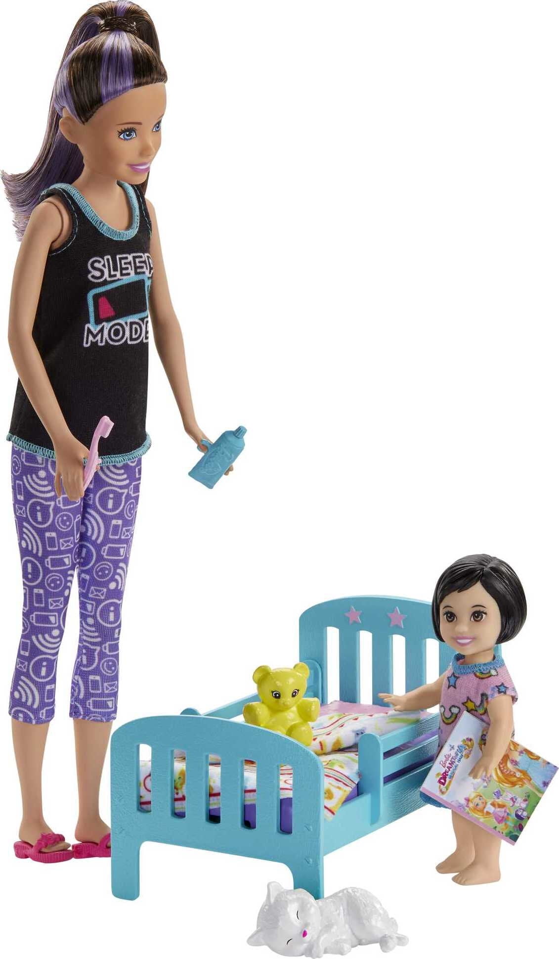 Feeding and Changing Playset with Color-Change Barbie Skipper Babysitters Inc