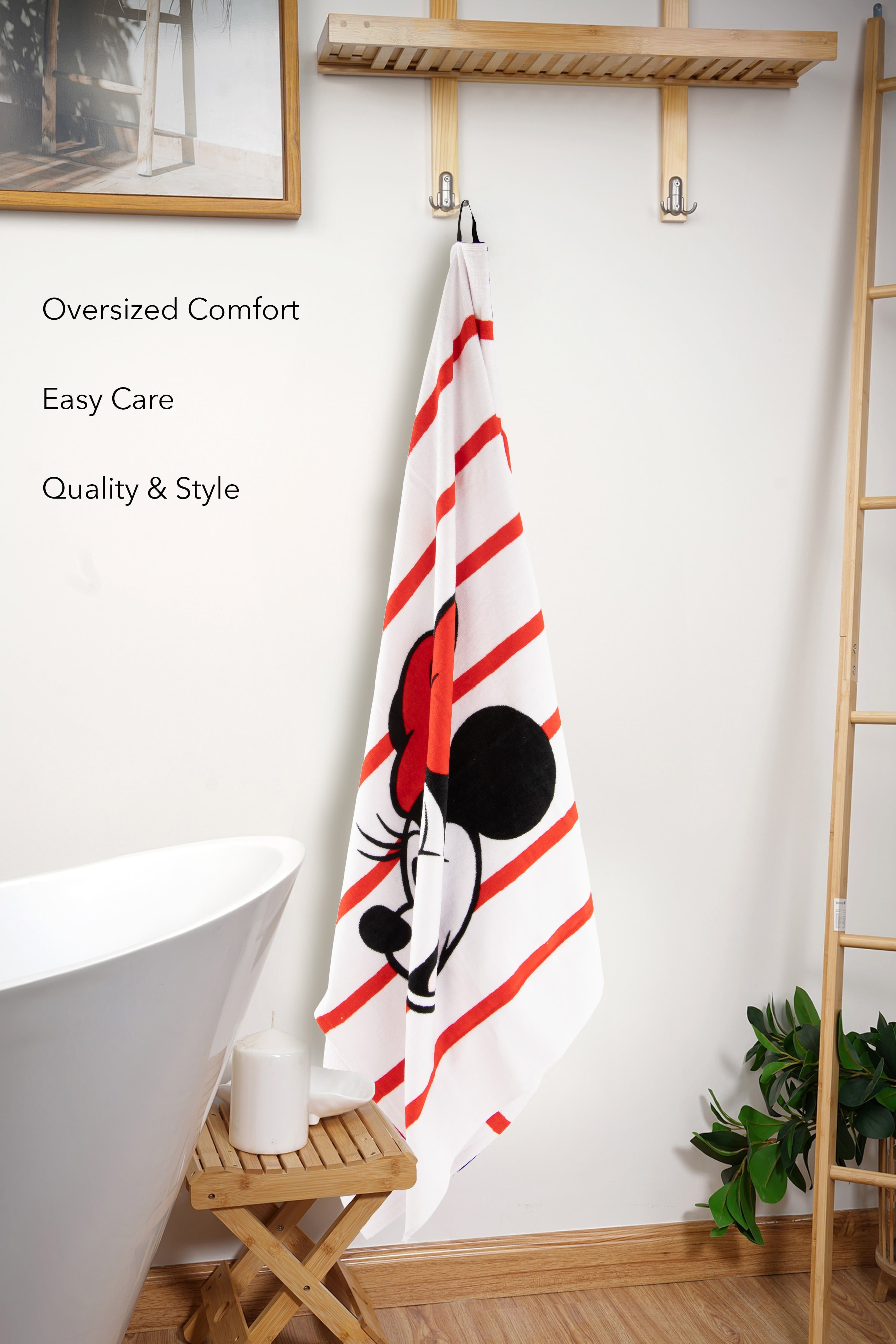 Minnie Mouse Vintage Wink 34" x 64" Oversized Bath Towel, Cotton, White & Red, Disney