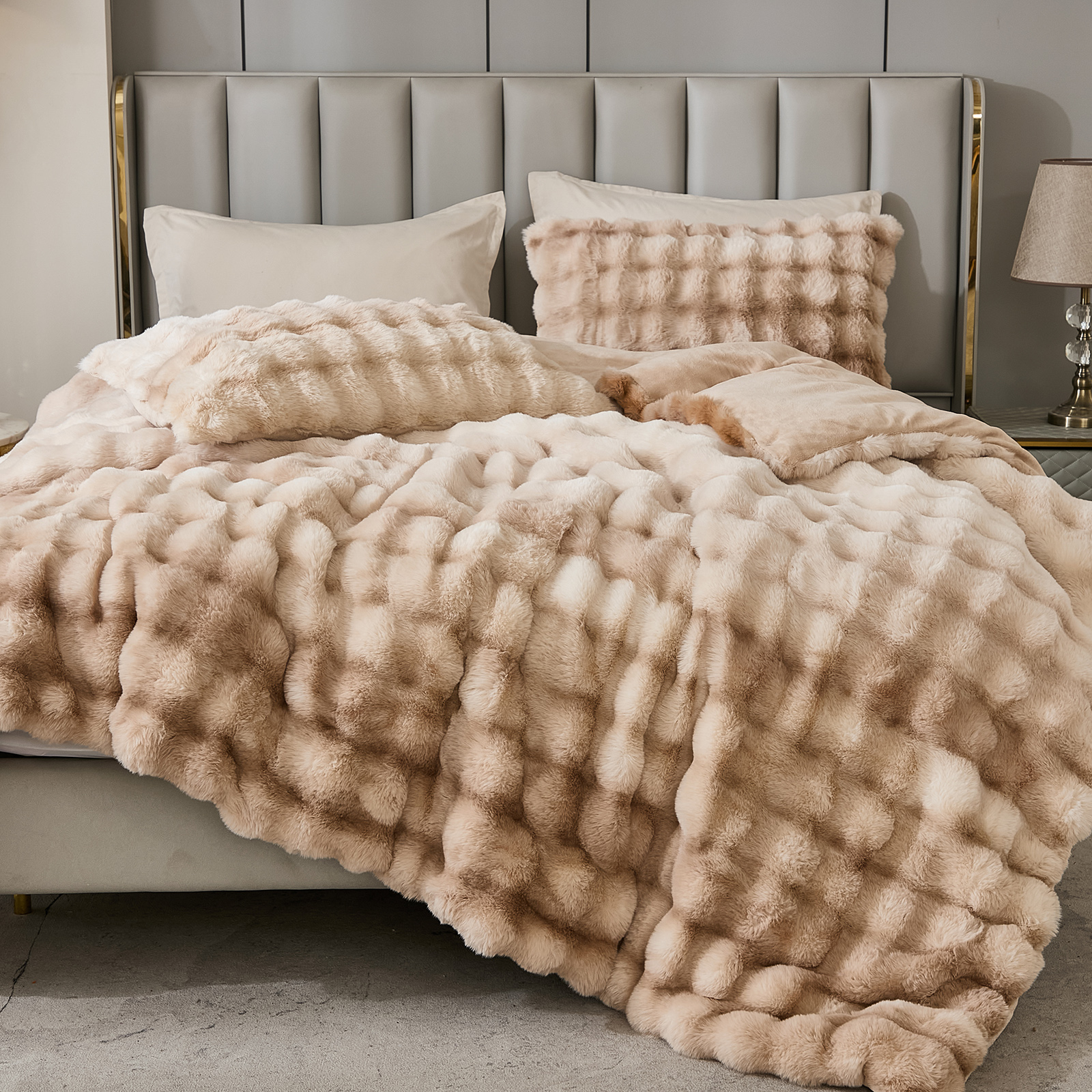Plush Rabbit Faux Fur Comforter Set Queen/King Size Tie Dyed Fluffy Comforter Bed Set Luxury 3 Pieces Warm Shaggy Winter Comforter Queen Size Soft Bubble Bedding Comforter Set