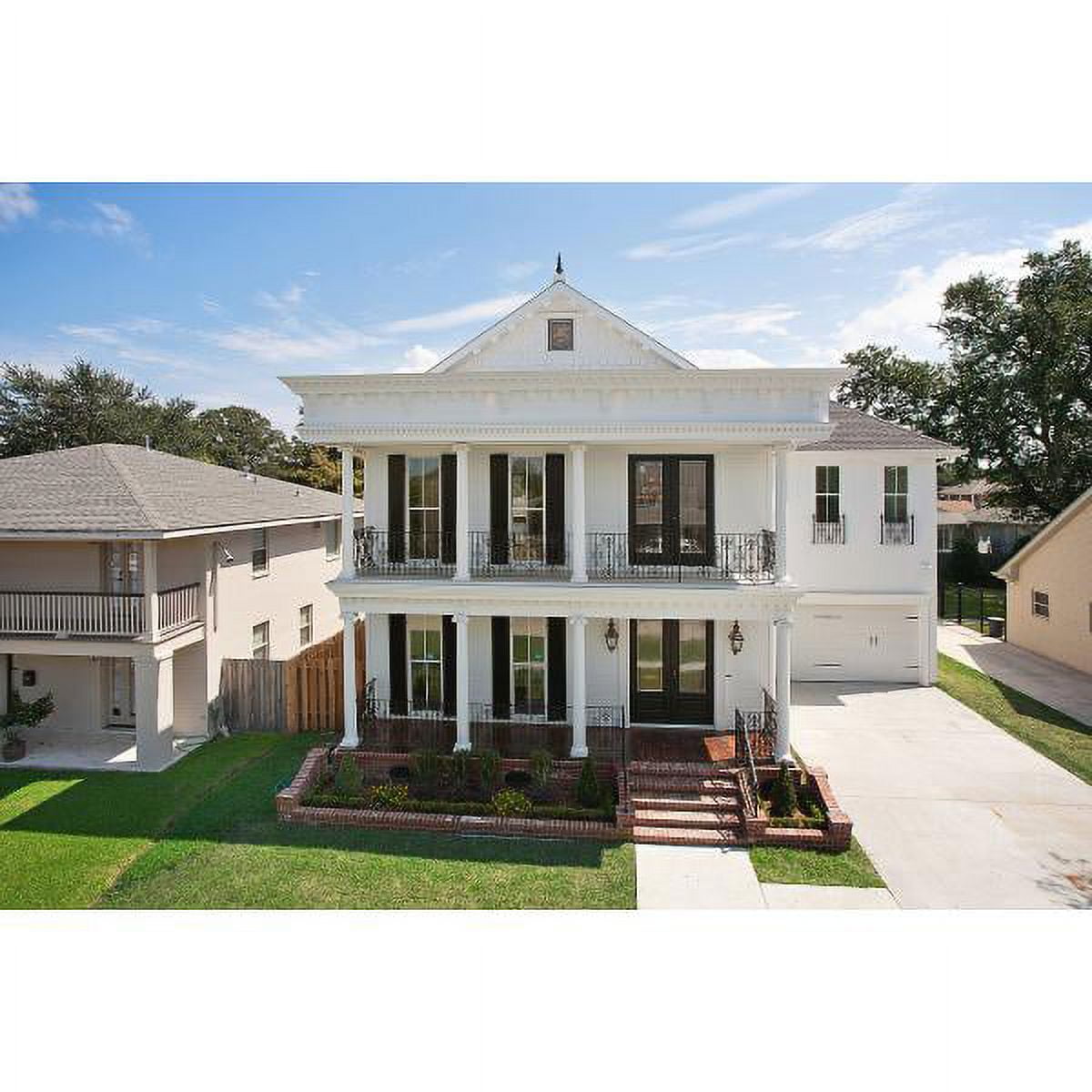 Endura-Stone Round Fluted Tapered Column (FRP), Smooth Paint-Grade, Temple of Winds Capital and Tuscan Base 12" Diameter x 9' Overall Height - Unsplit/Whole (Plan A)