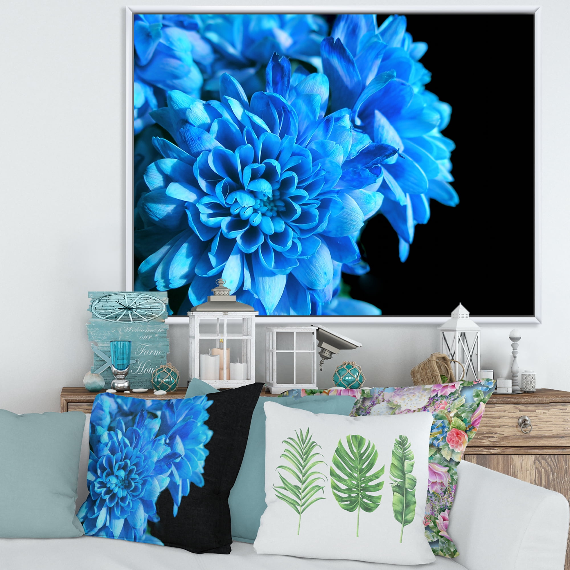 Designart 'Detail of Blue Flowers On Black Background I' Traditional Framed Canvas Wall Art Print